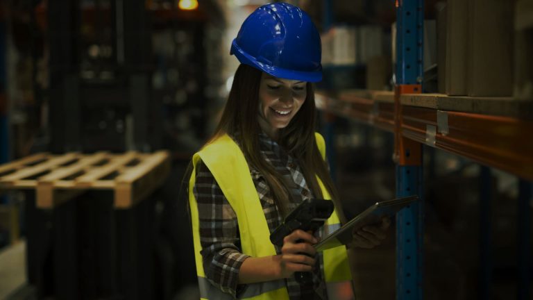 FIFO, LIFO e FEFO: conheça importantes métodos de gestão de estoque