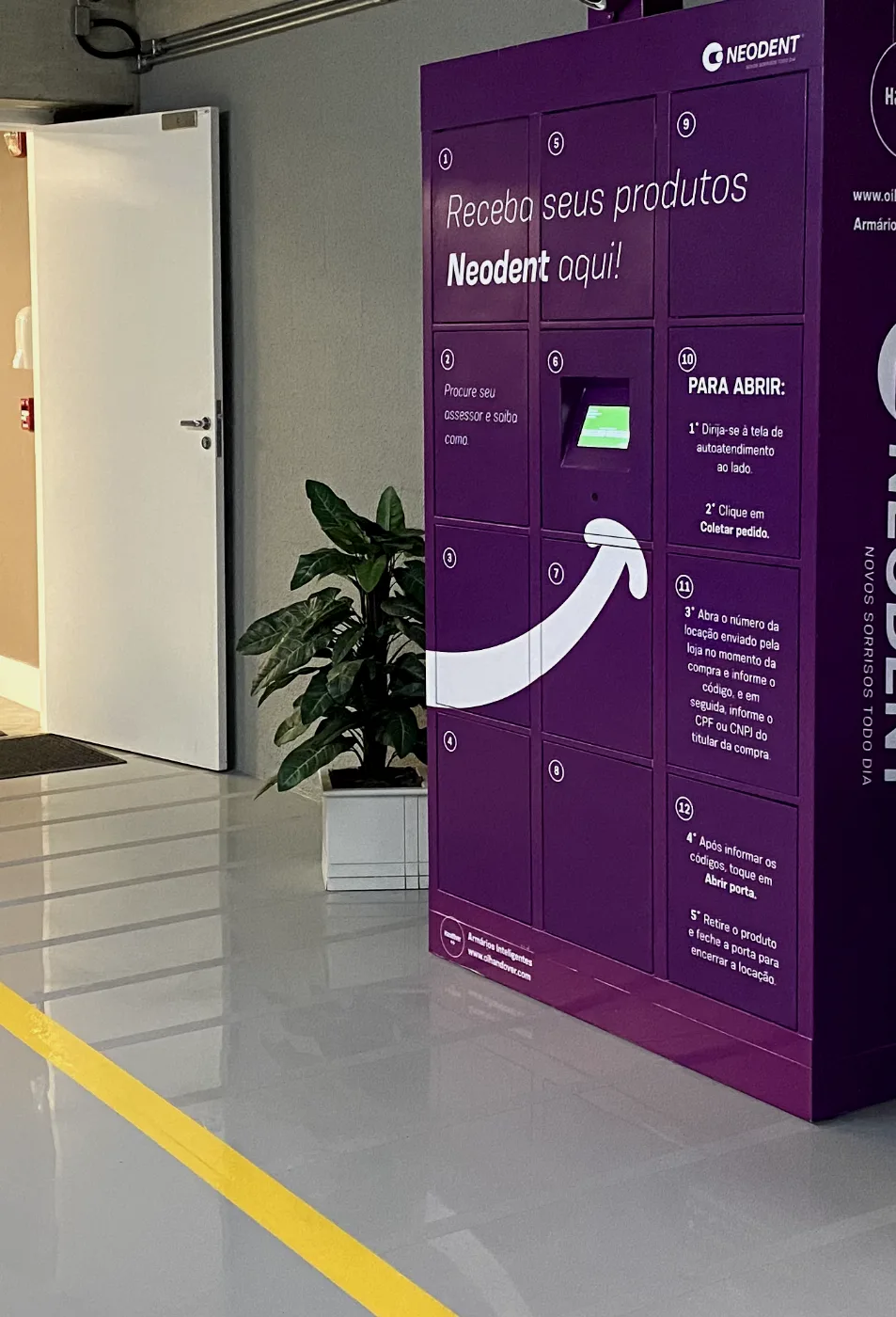 Neodent's customized Handover locker